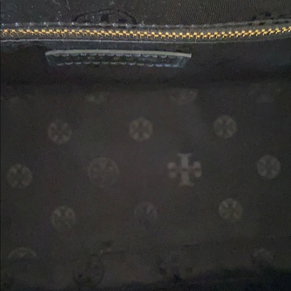 TORY BURCH ROBINSON SATCHEL - Picture 5 of 11
